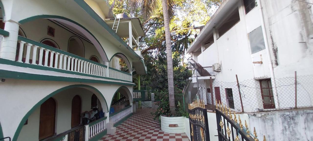 Joaquina'S Guest House Calangute Ngoại thất bức ảnh