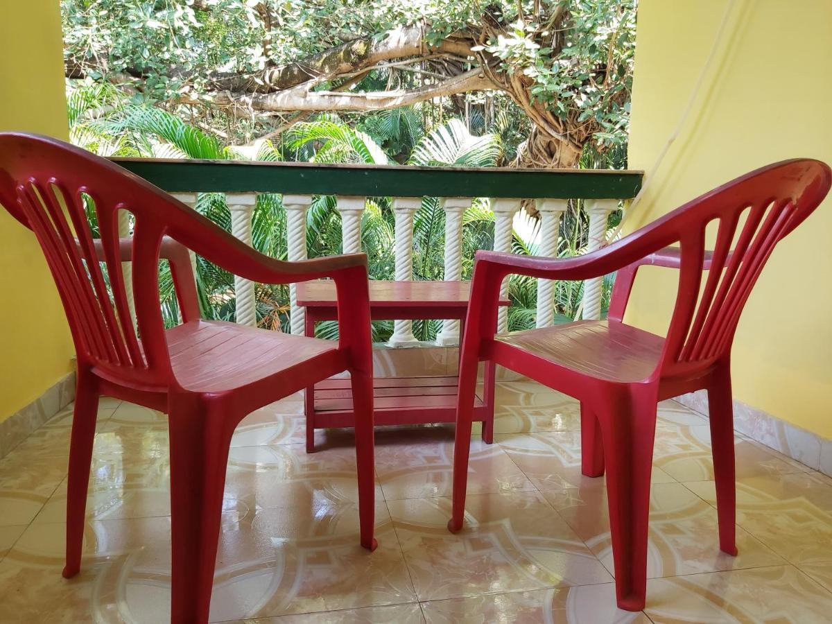 Joaquina'S Guest House Calangute Ngoại thất bức ảnh